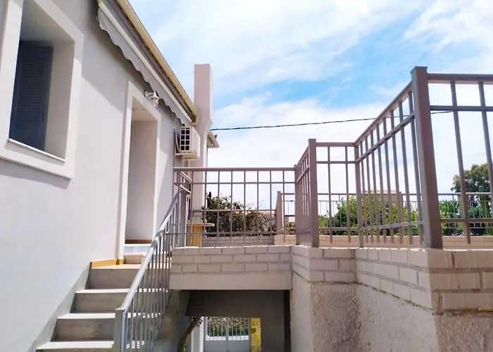 Апартаменты Artemis House *