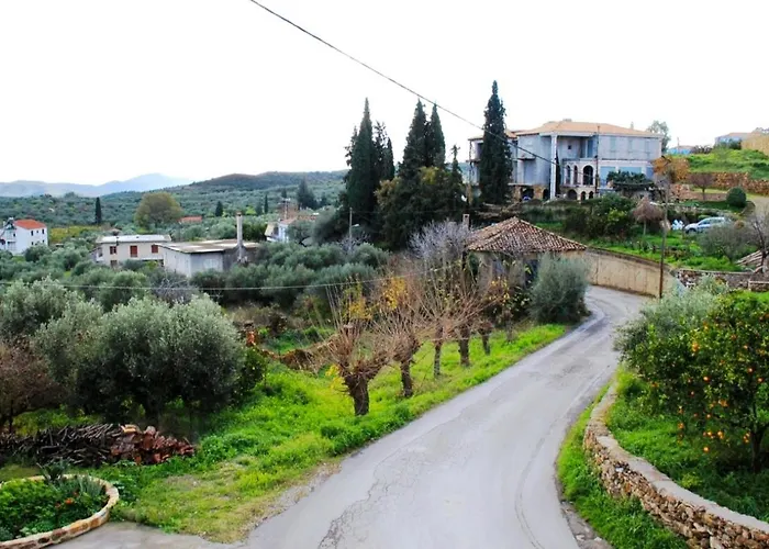 Апартаменты Artemis House Krokees