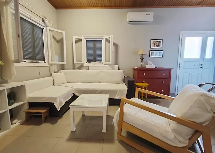 Artemis House Апартаменты